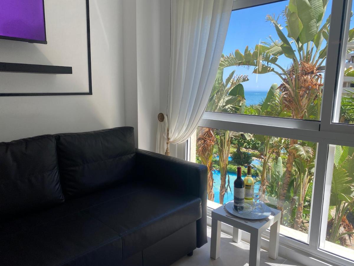 Modern Sea View Studio In Benal Beach Benalmádena Esterno foto