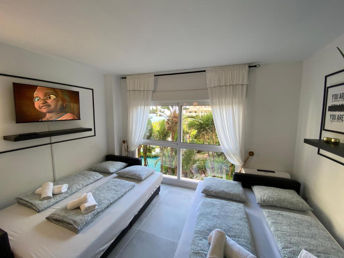 Modern Sea View Studio In Benal Beach Benalmádena Esterno foto